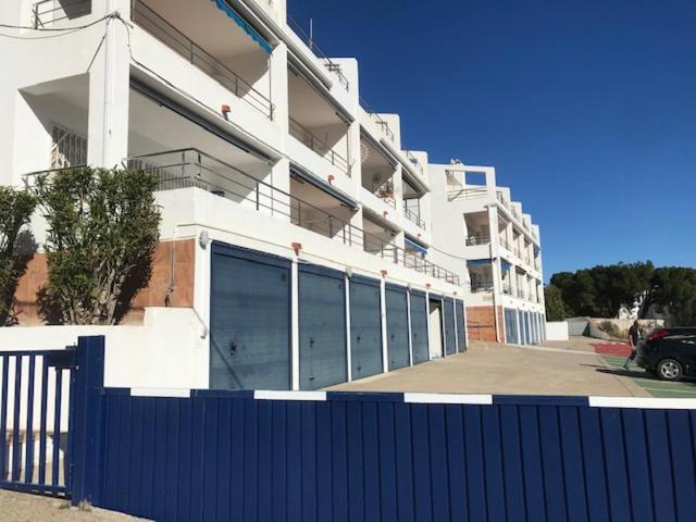 Stunning Sea Views From Luxury 4 Bed Apartment Close To Beach At Cap Ras Llança Dış mekan fotoğraf